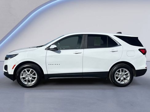 Used 2024 Chevrolet Equinox LT image 2