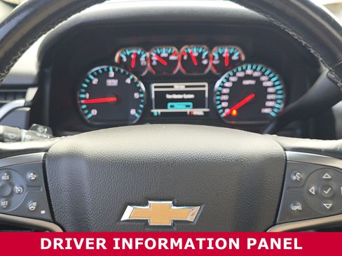 Used 2019 Chevrolet Suburban Premier image 16