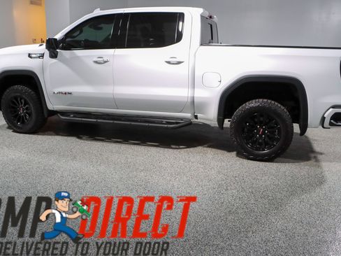 Used 2022 GMC Sierra 1500 AT4X AWD/4WD image 10