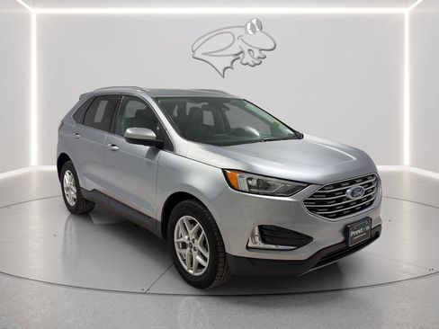Used 2022 Ford Edge SEL AWD/4WD image 7