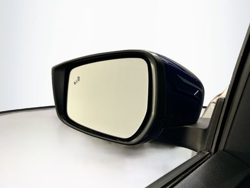 Used 2025 Nissan Leaf S FWD image 16
