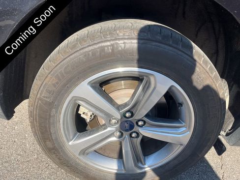 Used 2022 Ford Edge SEL w/ Convenience Package image 19