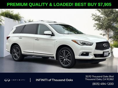Used 2016 INFINITI QX60 FWD w/ Deluxe Technology Package