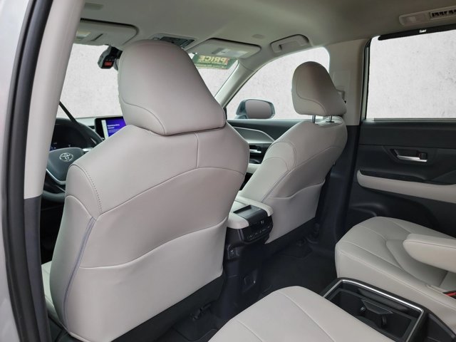 Used 2026 Toyota Grand Highlander AWD image 18