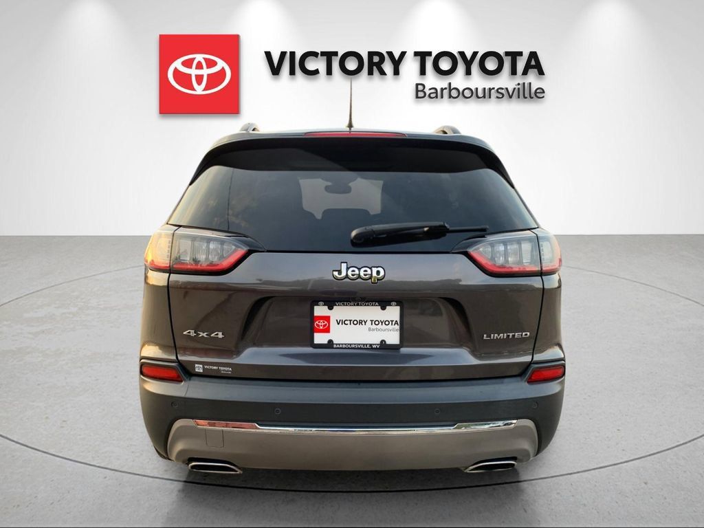 Used 2022 Jeep Cherokee Limited AWD/4WD image 4
