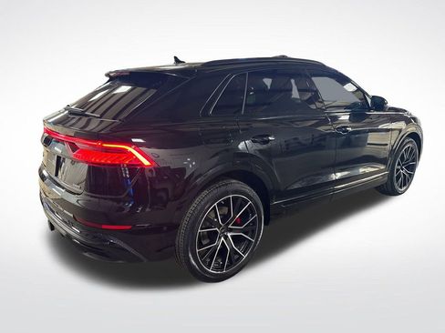 Used 2022 Audi Q8 Prestige AWD/4WD image 5