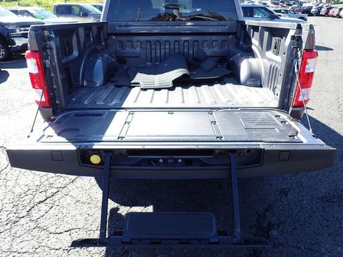 Certified 2022 Ford F150 XL w/ STX Appearance Package image 8