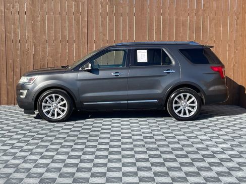 Used 2016 Ford Explorer Limited image 7