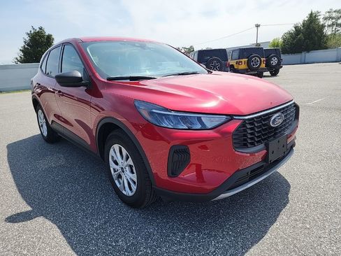 Used 2025 Ford Escape Active image 3
