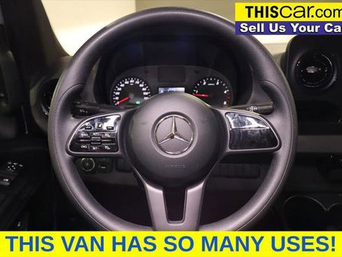 Used 2020 Mercedes-Benz Sprinter 2500 image 11
