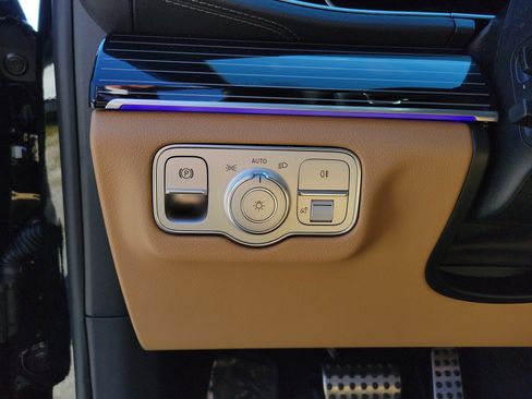 New 2026 Mercedes-Benz GLS 450 4MATIC image 27