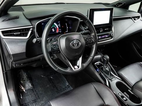 Used 2024 Toyota Corolla XSE FWD image 20