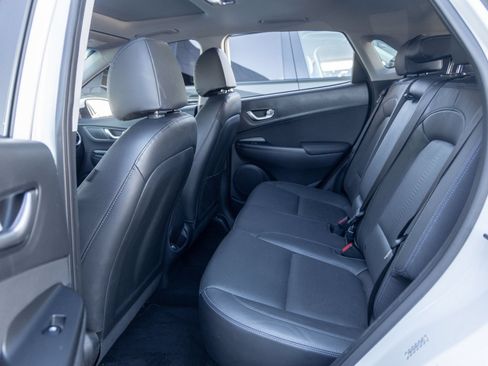 Used 2023 Hyundai Kona Limited w/ Cargo Package FWD image 27
