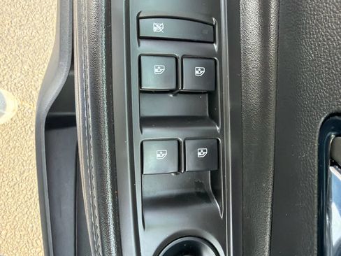 Used 2021 Buick Encore Preferred AWD/4WD image 14