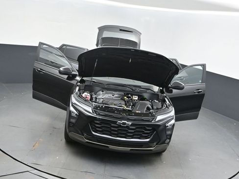 New 2026 Chevrolet Trax ACTIV w/ Sunroof Package image 53