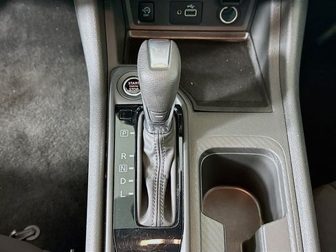 Used 2025 Nissan Sentra S image 23