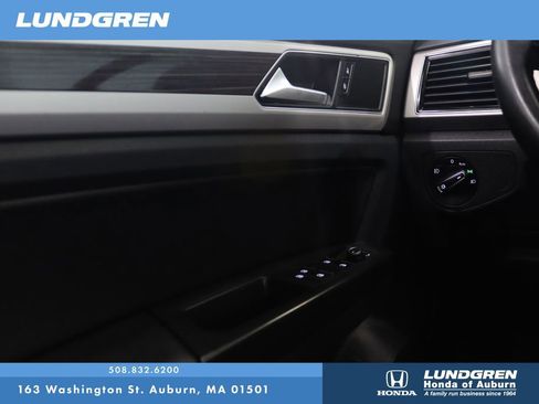 Used 2018 Volkswagen Atlas SEL image 28