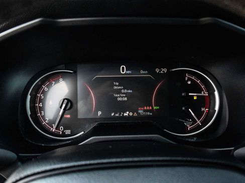 Certified 2025 Toyota RAV4 XLE FWD image 39