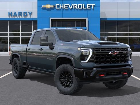 New 2026 Chevrolet Silverado 2500 ZR2 AWD/4WD image 7