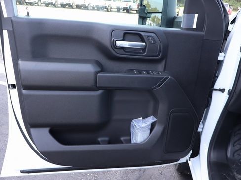 New 2025 Chevrolet Silverado 2500 W/T w/ WT Convenience Package image 3