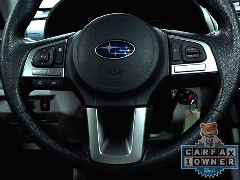 Used 2018 Subaru Forester 2.5i Premium w/ All-Weather Package image 16