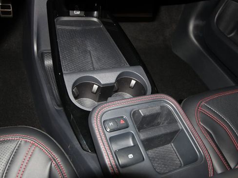 Used 2025 Ford Mustang Mach-E Premium w/ Sport Appearance Package AWD/4WD image 17