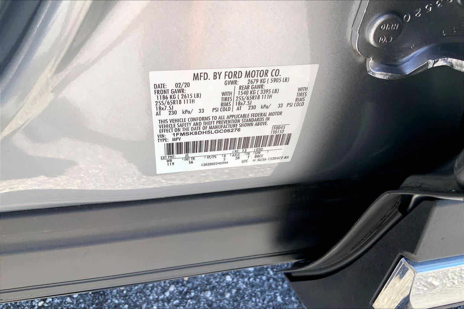 Used 2020 Ford Explorer XLT w/ Equipment Group 202A AWD/4WD image 30
