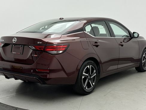 Used 2025 Nissan Sentra SV image 7