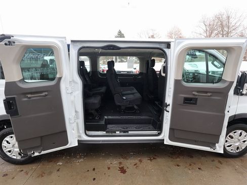 Used 2021 Ford Transit 350 XLT image 26