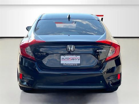 Used 2018 Honda Civic EX image 6