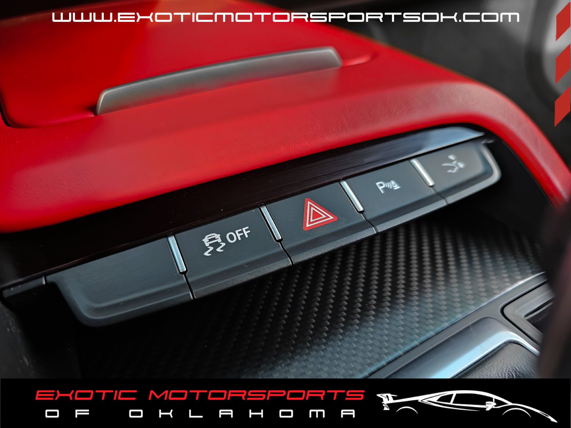 Used 2017 Audi R8 V10 w/ Carbon Exterior Package AWD/4WD image 23