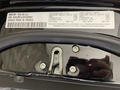 Used 2023 RAM 2500 Limited image 35