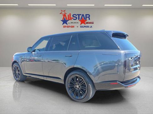 Used 2023 Land Rover Range Rover Long Wheelbase Autobiography image 5