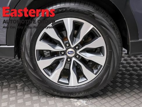 Used 2023 Subaru Outback Limited AWD/4WD image 8