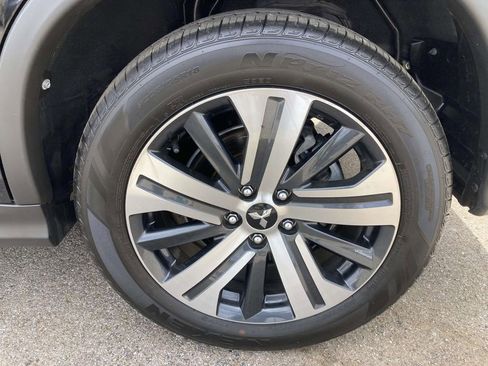 Used 2025 Mitsubishi Outlander Sport AWD image 14