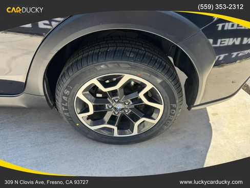 Used 2016 Subaru Crosstrek 2.0i Premium AWD/4WD image 24
