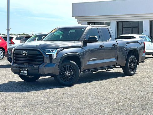 Used 2024 Toyota Tundra SR5 w/ SR5 Premium Package AWD/4WD image 2