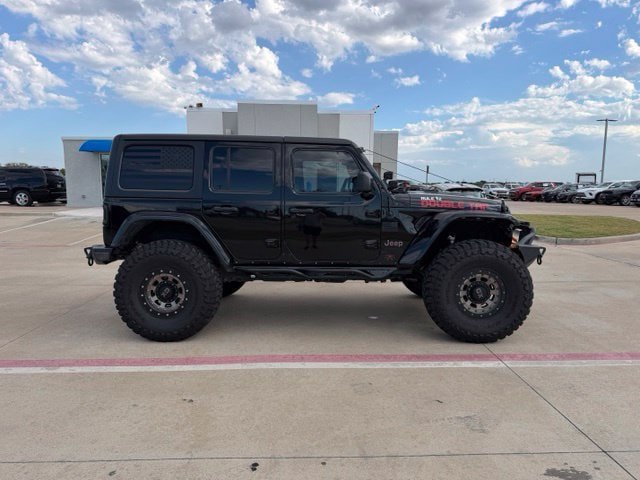Used 2018 Jeep Wrangler Unlimited Rubicon AWD/4WD image 2