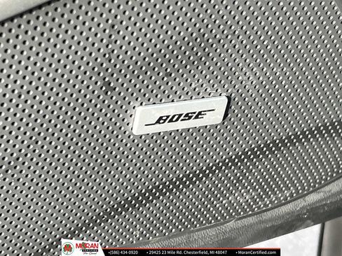 Used 2022 Chevrolet Camaro LT w/ Technology Package image 16