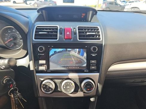 Used 2017 Subaru Crosstrek 2.0i Premium AWD/4WD image 14