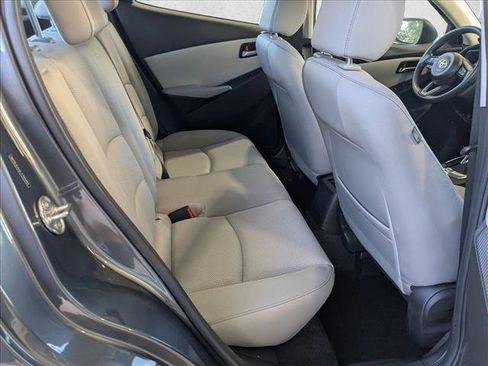 Used 2020 Toyota Yaris LE image 17