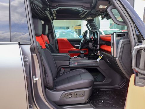 New 2026 GMC Hummer EV 3X w/ Carbon Fiber Edition Package image 44