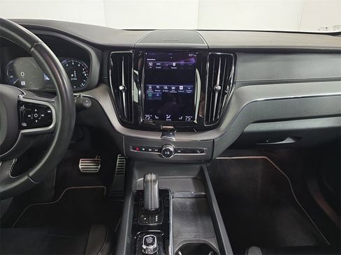 Used 2021 Volvo XC60 T8 R-Design w/ Protection Package Premier image 16