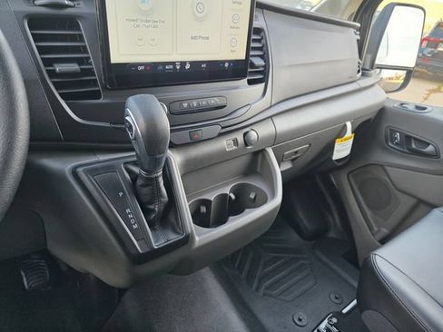 New 2026 Ford Transit 150 Low Roof RWD image 18