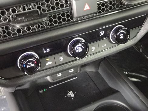 New 2026 Honda HR-V LX image 15