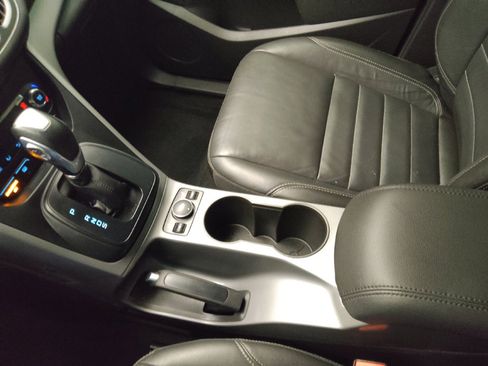 Used 2015 Ford Escape SE w/ Equipment Group 201A AWD/4WD image 26