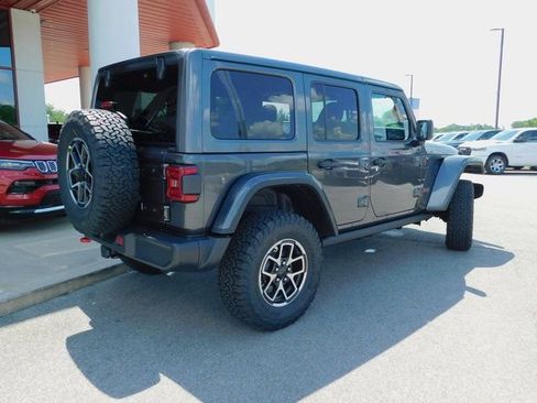 New 2025 Jeep Wrangler Unlimited Rubicon w/ Technology Group image 9