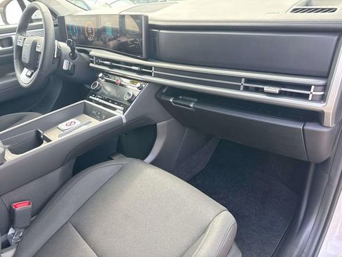 New 2026 Hyundai Santa Fe SE FWD image 16