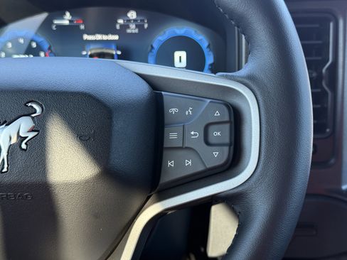 New 2025 Ford Bronco Badlands image 41