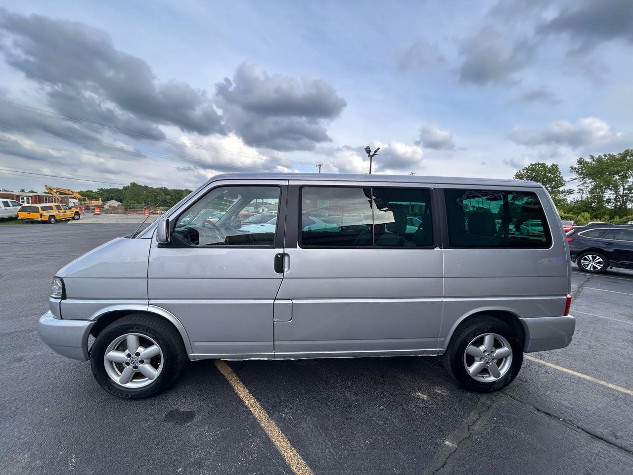 Used 2002 Volkswagen Eurovan GLS FWD image 6